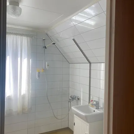 Cozy House Closw 别墅 *